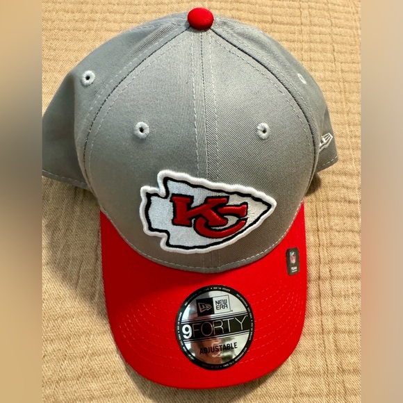 Kansas City Chiefs New Era 9forty Gray And Red Mens SnapBack Hat. NWT - Picture 2 of 7